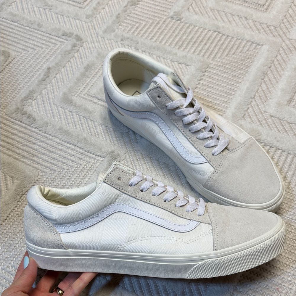 VANS - White Mono Checkered